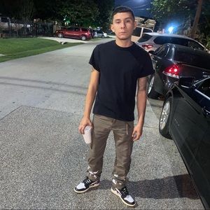 Meet your Posher, Sostenes